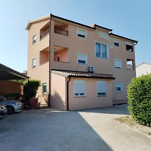 apartments-bartol-rovinj.in-istria.net/